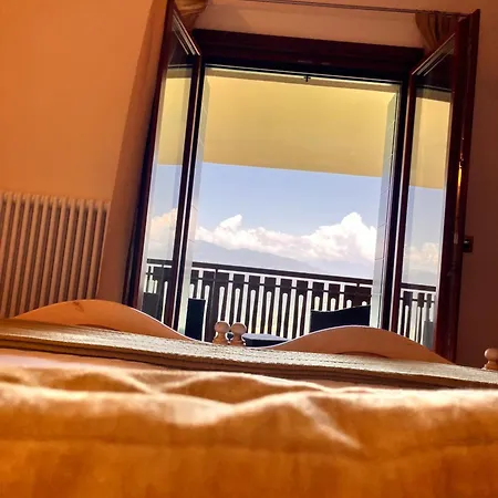 & Restaurant Al Trivio Hotel Altana