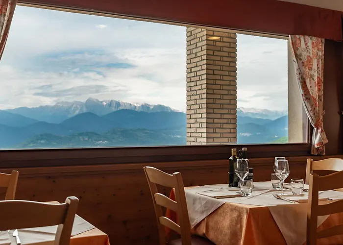 & Restaurant Al Trivio Szálloda Altana